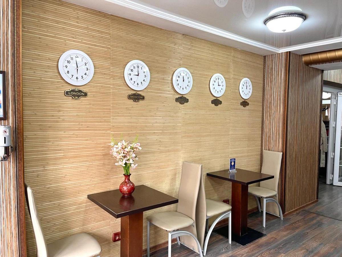 Les Mini Hotel Алмати Екстер'єр фото