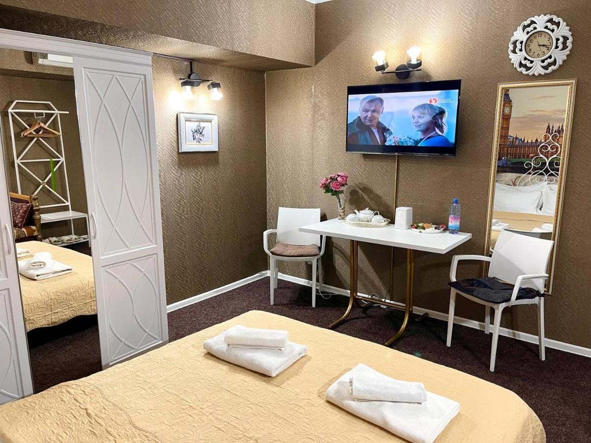 Les Mini Hotel Алмати Екстер'єр фото